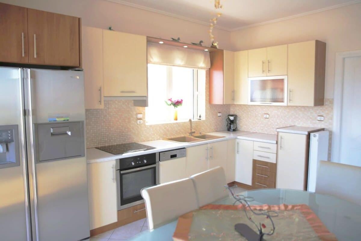 Schinias Bright Spacious Maisonette-Panoramic View Marathon  Exterior photo